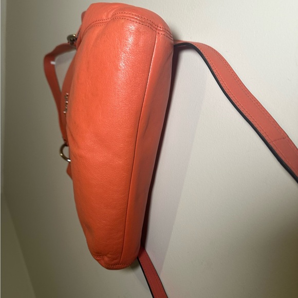 COACH Ashley Hippie Leather Crossbody Shoulder Bag Authenticated - Picture 8 of 10